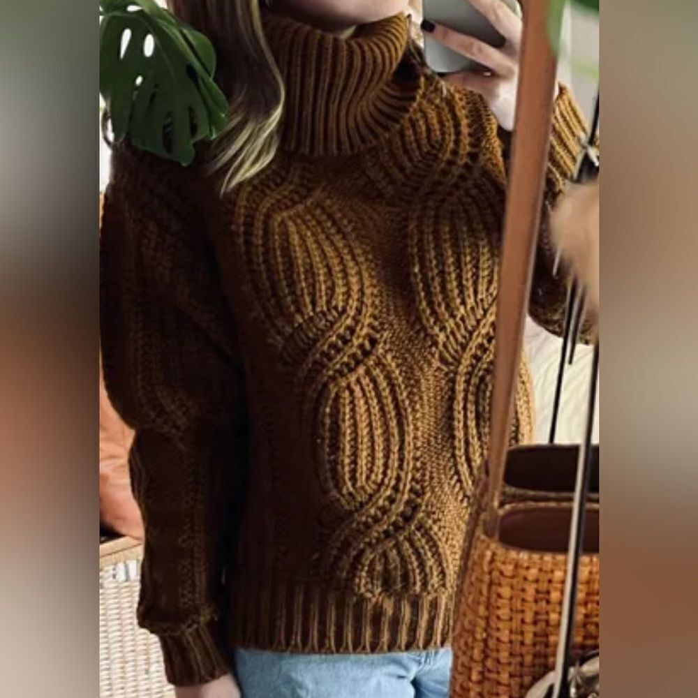 Allison Joy deep caramel chunky wide cable alpaca/wool/acrylic/nylon sweater.